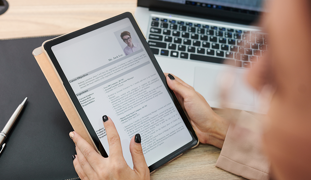 Your First Resume: Choosing the Right Format