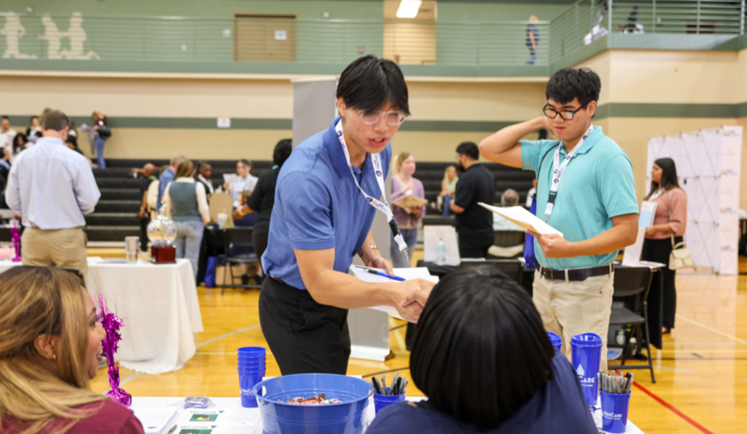 Make This Summer Count with a Hot New Job at the Connect to Careers Community Hiring Event